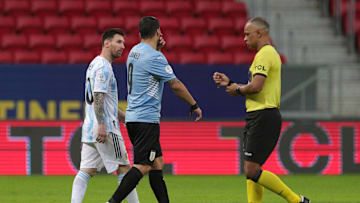 Messi y Suárez, referentes de los seleccionados.